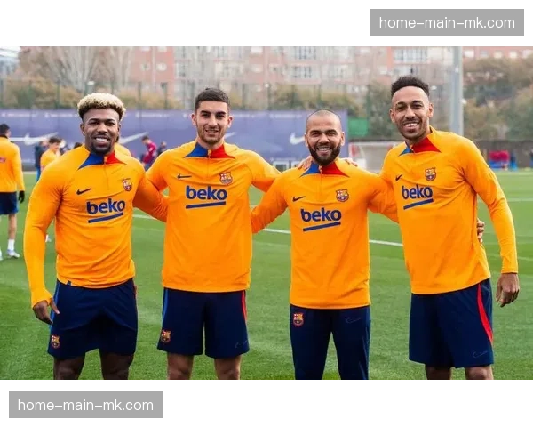 马赛3-1击败梅斯，奥巴梅扬、派尚、特拉奥雷各建一功